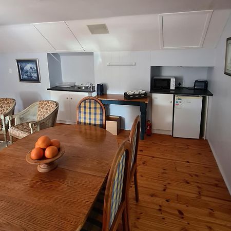 7 On South Hotel Bredasdorp Ruang foto
