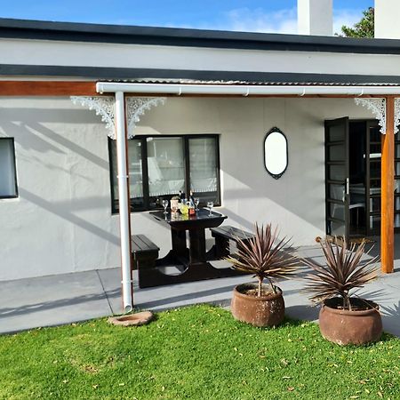 7 On South Hotel Bredasdorp Ruang foto
