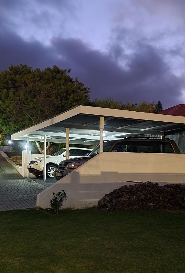 7 On South Hotel Bredasdorp Bagian luar foto